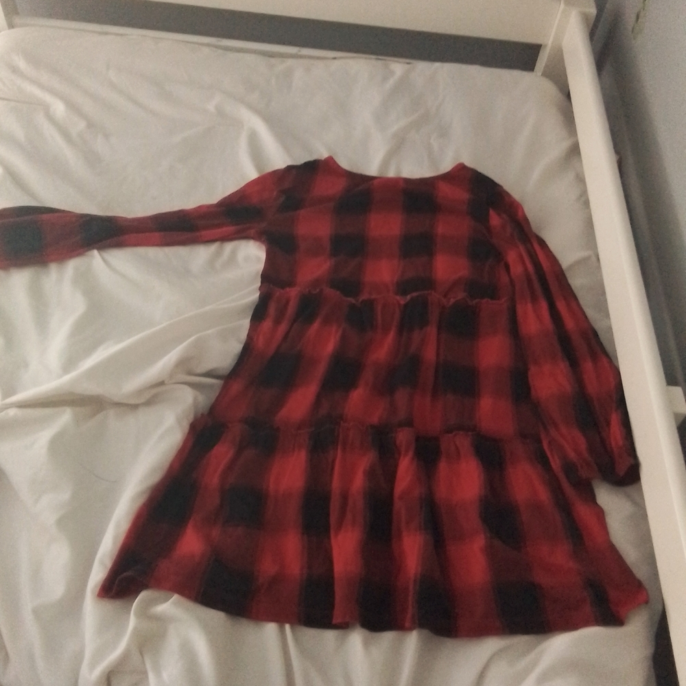 Plad dress - The second picture is the real color.
